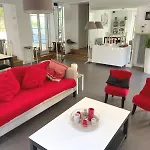 Ker Zen 300m De La Вилла